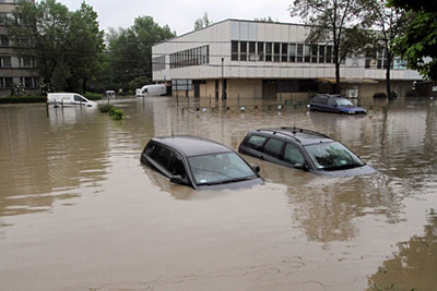 Автомобили уопленники после наводнений и стихийных бедствий